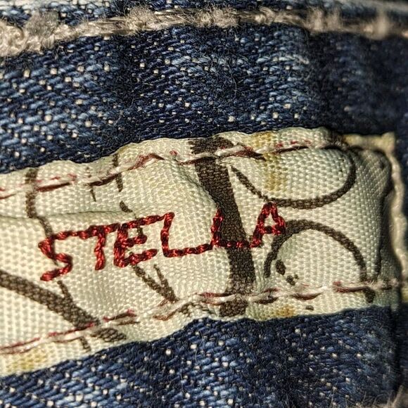 Buckle Women's Boot Cut Jeans - Blue - Picture 11 of 16